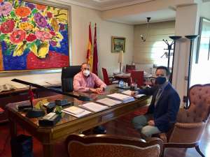 El nuevo presidente de CONCAPA visita el Consejo Escolar