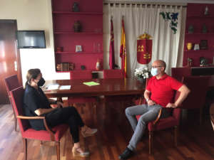 El Presidente del AMPA del CEIP “Nuestra Señora de la Consolación” de Molina de Segura visita a la presidenta del CERM